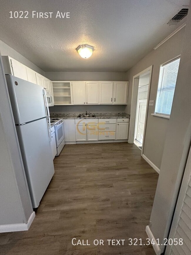 1022 1st Ave in Titusville, FL - Building Photo - Building Photo