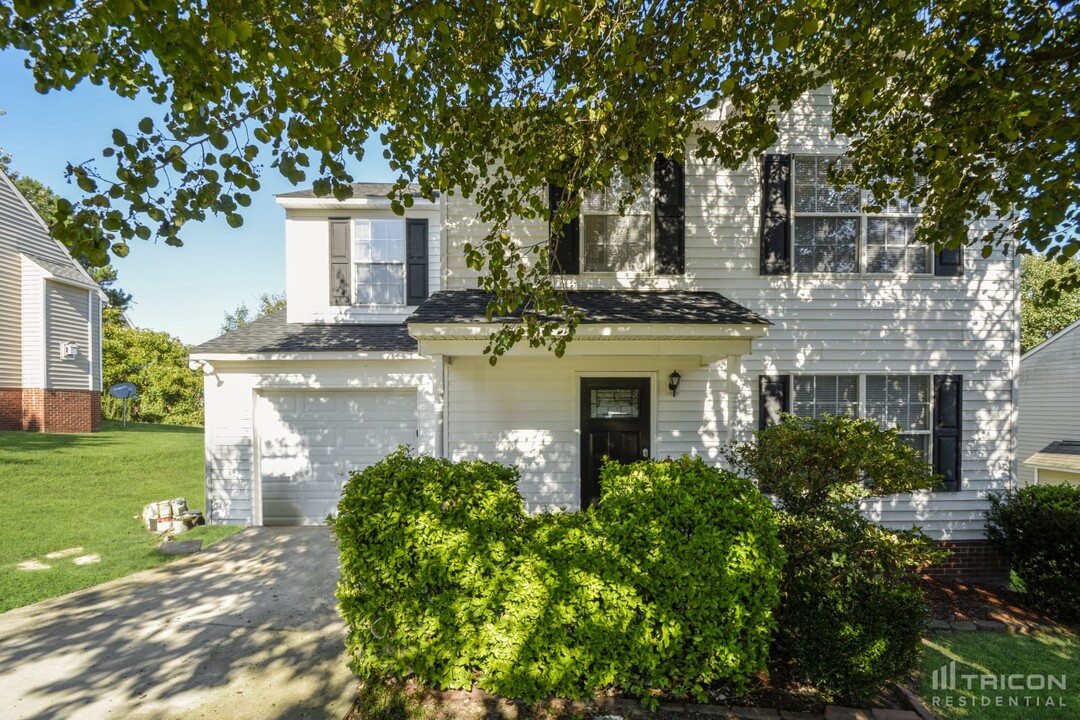 1521 Clover Ridge Ct in Raleigh, NC - Building Photo