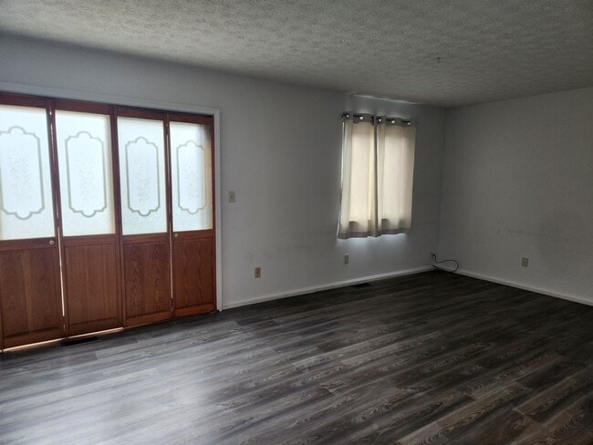 944 Ravine Dr in Villa Hills, KY - Building Photo - Building Photo