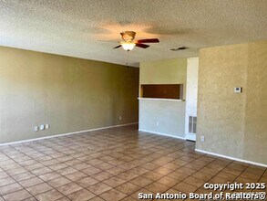 4827 Blue Spruce Dr in San Antonio, TX - Building Photo - Building Photo