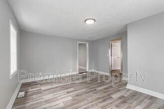 700 S Savage St in Independence, MO - Building Photo - Building Photo