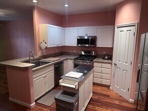 12001 SW Horizon Blvd in Beaverton, OR - Building Photo - Building Photo