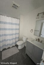 157 Green St in New London, CT - Building Photo - Building Photo