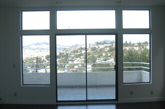 1425 Columbia Dr in Glendale, CA - Building Photo - Building Photo