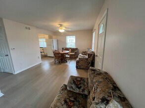 17366 Tennyson St in Roseville, MI - Building Photo - Building Photo