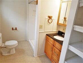 109 W Chestnut St, Unit Apt 2 in East Rochester, NY - Building Photo - Building Photo