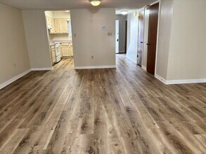 2 Cinderella Ln NW in Fort Walton Beach, FL - Building Photo - Building Photo