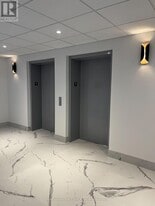 1936 Rymal Rd E in Hamilton, ON - Building Photo