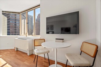 1501 Lexington Ave in New York, NY - Building Photo - Building Photo