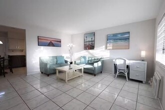 714 S Arnold Ave in Lantana, FL - Building Photo - Building Photo