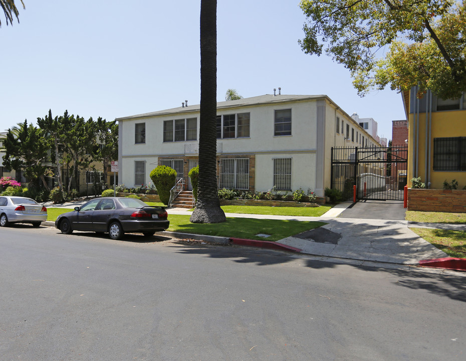 343 S Occidental Blvd in Los Angeles, CA - Building Photo