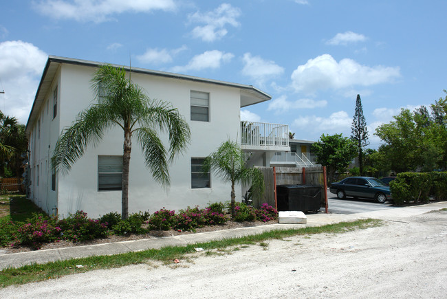 901 N F St in Lake Worth, FL - Building Photo - Building Photo