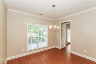 31 Village Park Dr in Newnan, GA - Building Photo - Building Photo