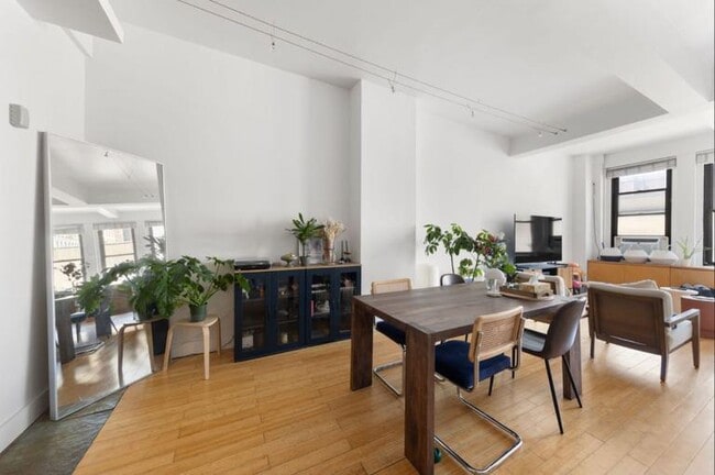 property at 315 7th Ave