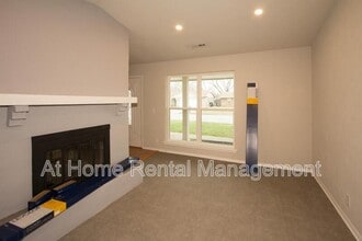 1625 S Poplar Ave in Broken Arrow, OK - Building Photo - Building Photo