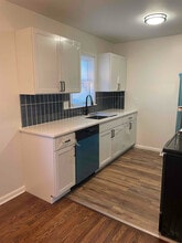 822 Thornton St in Liberty, MO - Building Photo - Building Photo