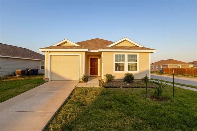 5349 Vinebrook Wy in Princeton, TX - Building Photo