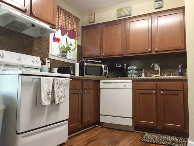 Athens Highlands in Athens, GA - Foto de edificio - Building Photo