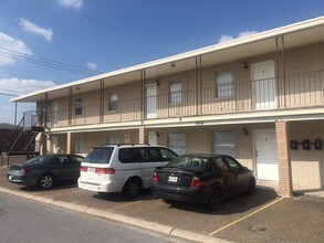 Harvey Apartments in McAllen, TX - Building Photo - Building Photo