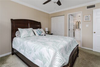 1010 Manatee Rd in Naples, FL - Building Photo - Building Photo