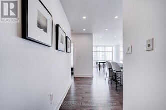 35 Mariner Terrace in Toronto, ON - Building Photo - Building Photo