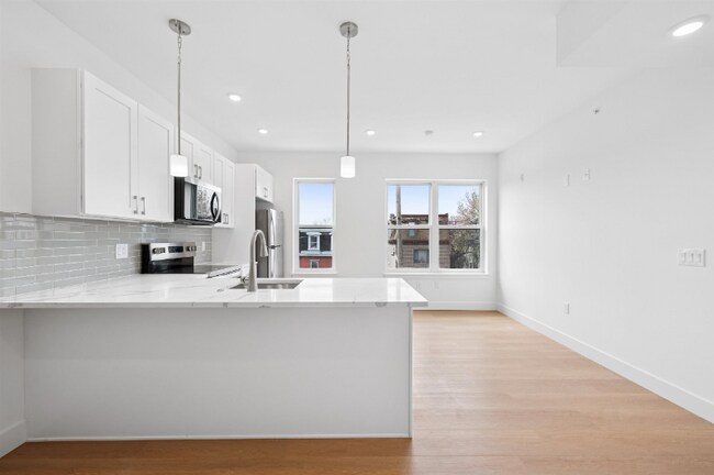 3637 N 16th St in Philadelphia, PA - Foto de edificio - Building Photo