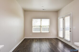 25248 Delilah Cir in Athens, AL - Foto de edificio - Building Photo