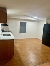 20805 S Navasota Dr in New Caney, TX - Foto de edificio - Building Photo