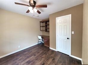 1580 Scroggins Ln in Waller, TX - Building Photo - Building Photo