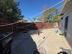 5176-5178 Ewing St in San Diego, CA - Building Photo - Building Photo