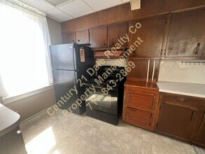 19 E High St in Windsor, PA - Building Photo - Building Photo