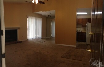 9345 Chisholm Rd in Pensacola, FL - Building Photo - Building Photo