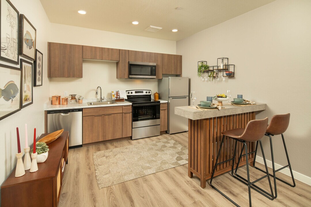 Streamliner 87th in Peoria, AZ - Foto de edificio