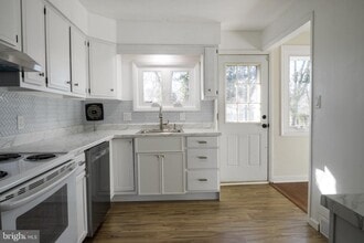 1016 S Hilton Rd in Wilmington, DE - Building Photo - Building Photo