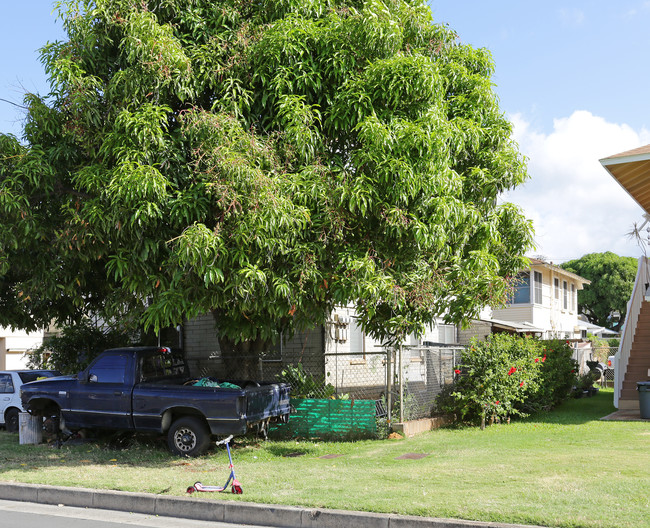 1812 Lime St in Honolulu, HI - Building Photo - Building Photo