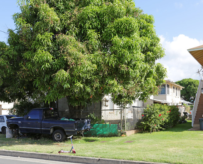 1812 Lime St in Honolulu, HI - Foto de edificio - Building Photo