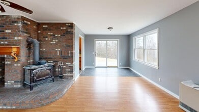 50 Silver Cir in Barre, VT - Building Photo - Building Photo