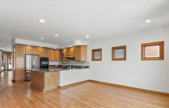 property at 5662 W Berenice Ave