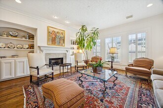 2643 Westgate Dr in Houston, TX - Building Photo - Building Photo