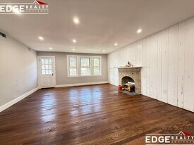 2 Portina Rd, Unit 2 in Boston, MA - Building Photo