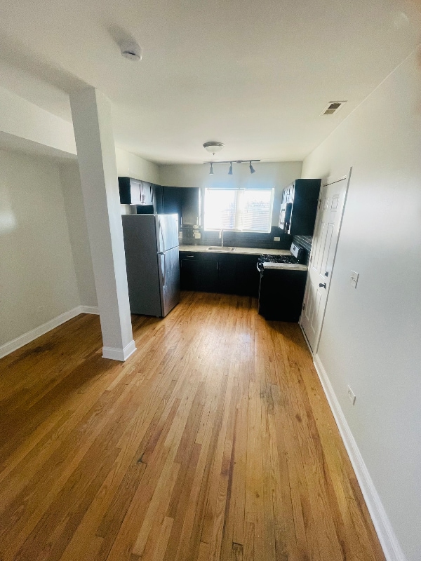 6847 S Indiana Ave in Chicago, IL - Building Photo - Building Photo