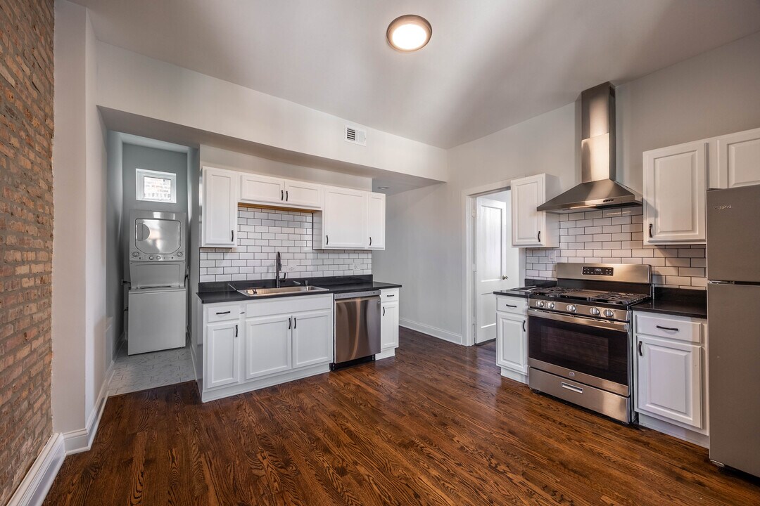 1000 N Richmond St in Chicago, IL - Foto de edificio