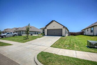 319 Ranch Rd in Justin, TX - Building Photo - Building Photo