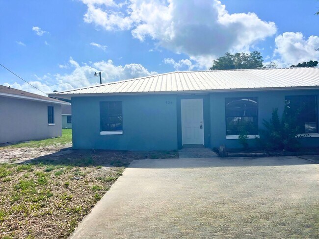 property at 524 Montana Ave