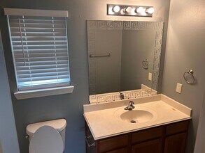 8405 Comal St in Houston, TX - Foto de edificio - Building Photo