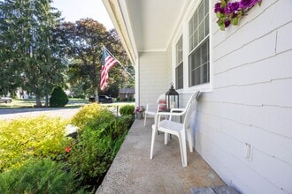 56 S Plains Rd in Southington, CT - Building Photo - Building Photo