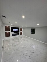 4120 SW 31st Dr in West Park, FL - Building Photo - Building Photo