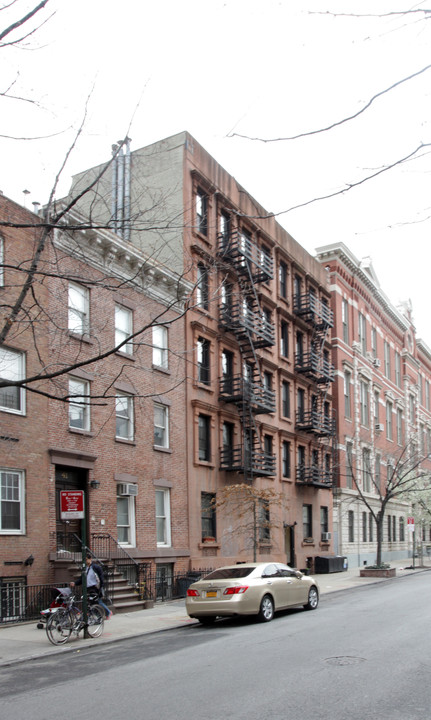 Landmark in New York, NY - Building Photo