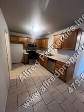 1673 Evalyn Cir-Unit -EVALYN 1673-1 in Fayetteville, AR - Building Photo - Building Photo