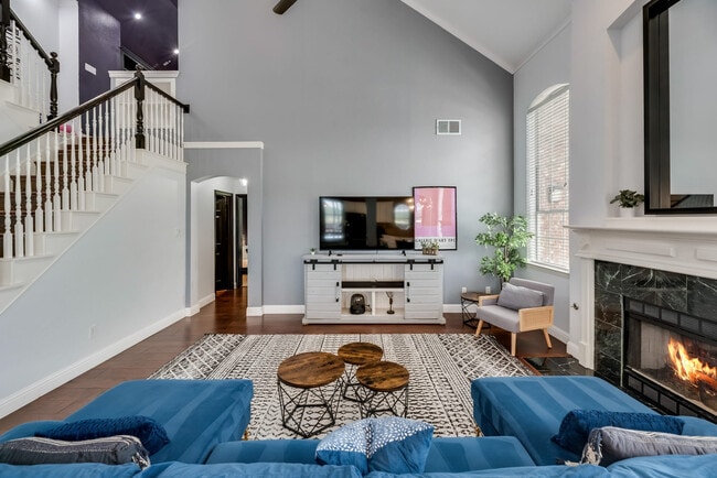 1529 Arrowhead Ln in Carrollton, TX - Building Photo - Building Photo